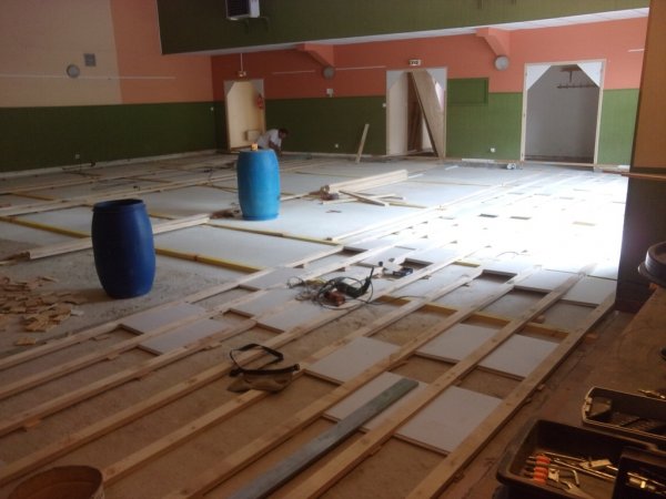 Parquet en chêne pour salle associative