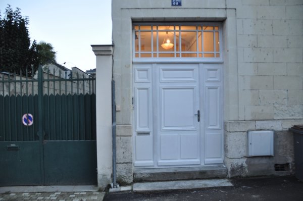 Porte d'entrée rénovée en chêne