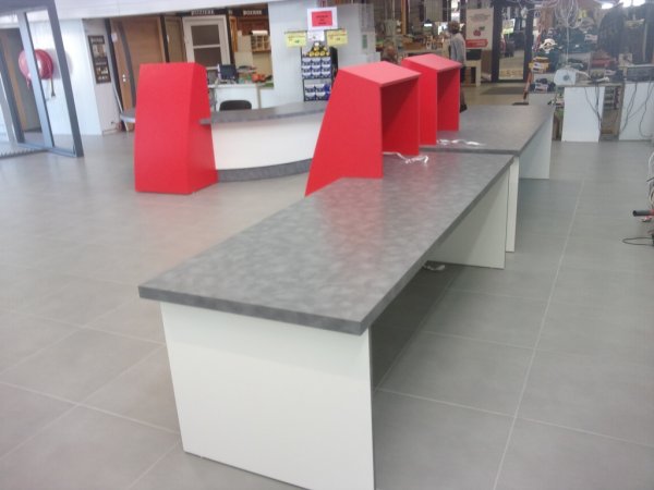 Meubles de bureau en stratifié